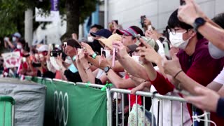 Olympic organizers tell fans to 'stay away'