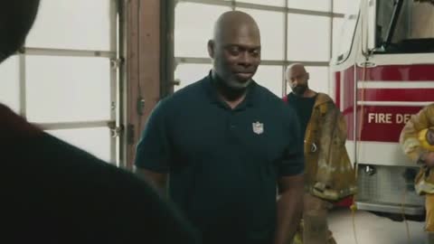 Super Bowl ad honors first responders