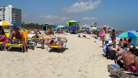 🇺🇸 Hot day at Miami beach walk | beach walk 4k