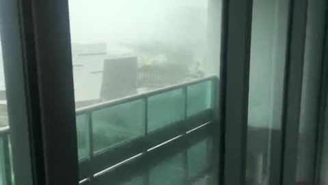 Storm Irma Raw Footage Downtown Miami