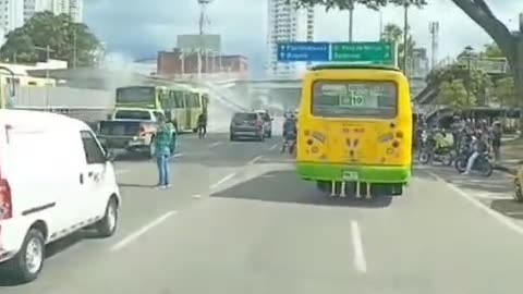 Conato de incendio bus de Metrolínea