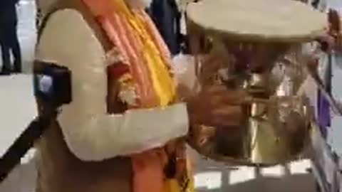 Har Har Mahadev! PM Modi plays a 'damroo' at the Kashi Vishwanath Dham Temple