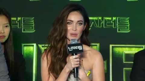 Megan Fox brings the turtles to Seoul