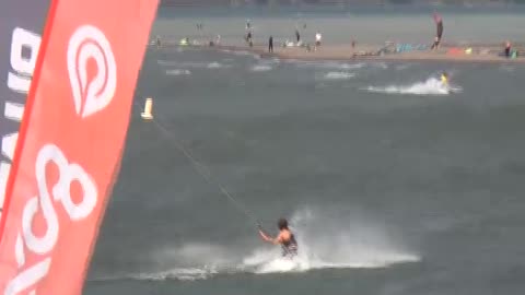 Wind Surfing at Hood River