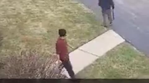 Neighbor Assaults Guy’s Girlfriend And Gets Learned a Lesson