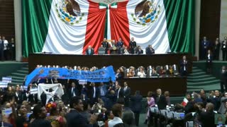 Diputados mexicanos corean "dictador" a Nicolás Maduro en posesión de López Obrador