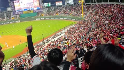 Busan Sajik Baseball Stadium Cheering