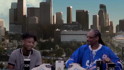 SNOOP DOGG ENTREVISTA 21 SAVAGE (LEGENDADO)