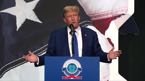 trump not happy with the stage set up at nra conference