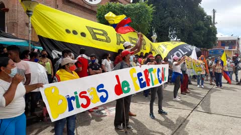 Vigilia en la Alcaldía para exigir vivienda