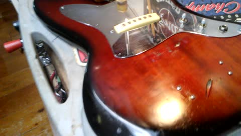 Vintage Teisco Bobcat Guitar 1960s- Can it be playable??