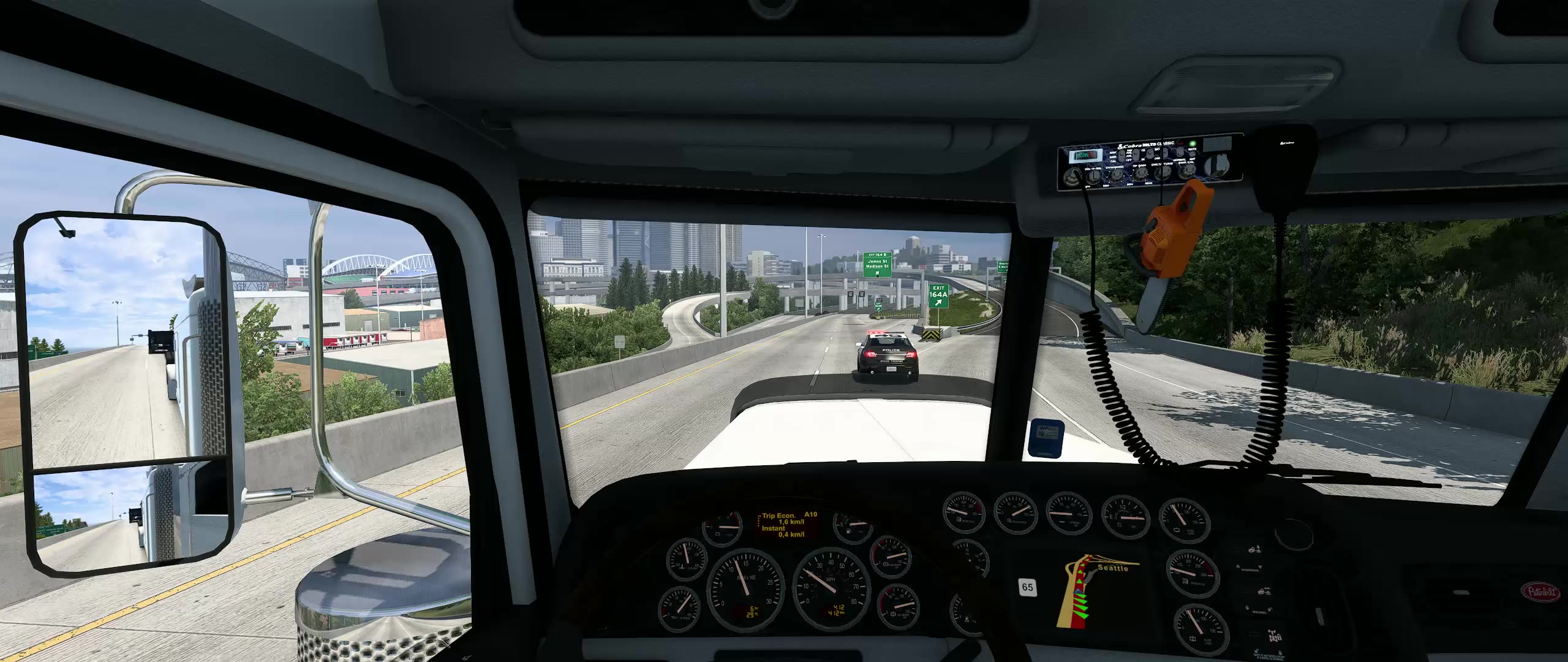 Carga especial com escolta American Truck Simulator