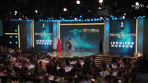 Jennifer Hudson Accepts The Trailblazer Icon Award