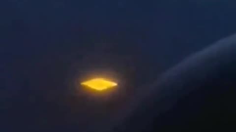 UFO over Russia on the route Moscow-Adler March 14, 2020.⁣