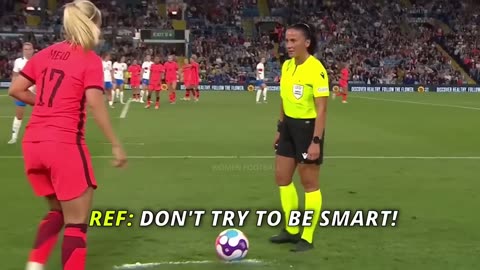 Funny Moments in Women’s Football🤭