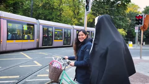 Scary Nun Prank On The Streets 👹