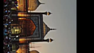 Jama masjid crowd