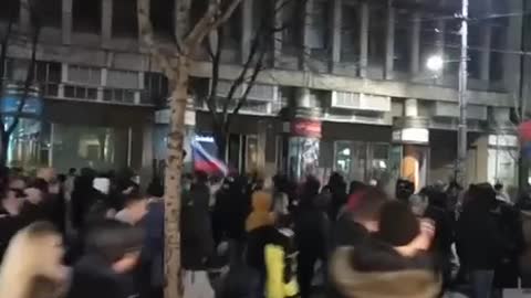 Some demonstrations take place in Belgrade in support of the Kosovo Serbs.