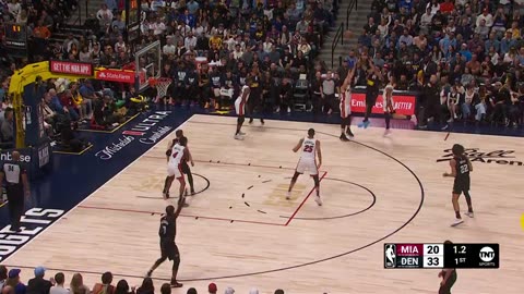 Murray triples at the end! Bomb on two defenders in the 1st quarter! | Nuggets vs. Heat