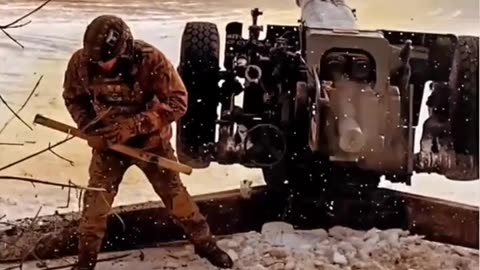 Using an M777 howitzer somewhere in Donbas Ukraine, March 2023