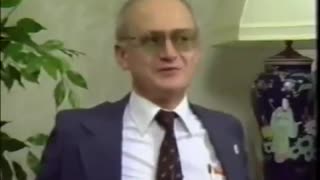 KGB defector Yuri Bezmenov explains how KGB manipulates U.S. public opinion