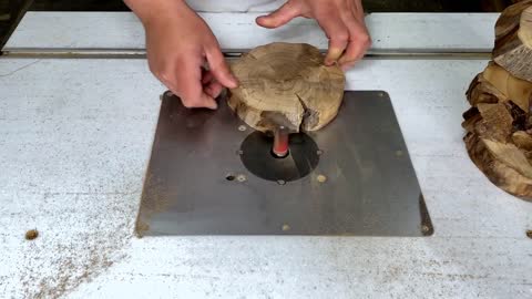 WOODWORKING Making a cutting board.