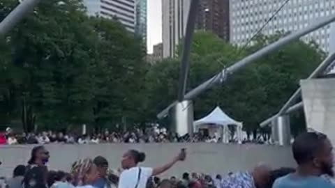 Mayor Brandon Johnson booed at the House Music Festival at Millennium Park in Chicago