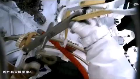 China space walk. Look at that beautiful sight, do you see what is missing?