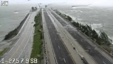 ‘Historic’ Hurricane Ian moves onshore, on Florida's west coast