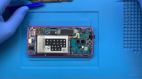 How to replace the Samsung Galaxy S9 + screen