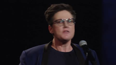 HANNAH GADSBY AT THE EDINBURGH FESTIVAL 2022 - HIGHLIGHTS - UK420REVOLT