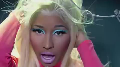 WHAT??? A Girl turns into Nicky Minaj Flawlessly!!