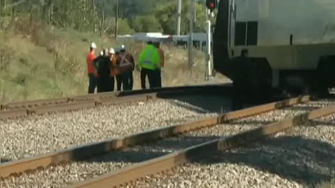 Ottawa train and bus crash_ Six dead and 11 seriously injured