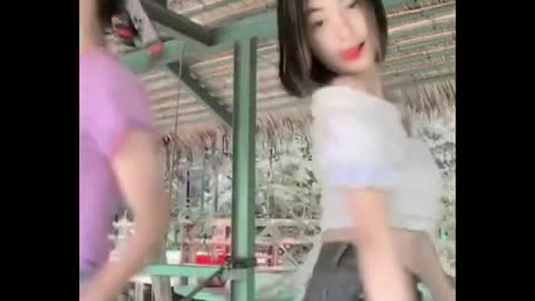 Tiktok Girls Dance