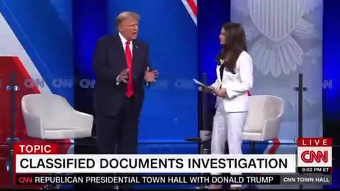 Trump CNN - Trump Calls Kaitlin Collins a Nasty Person to Get Face on Live TV 😂😂😂😂🔥🔥