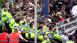 NZ police arrest dozens at vaccine mandate protests