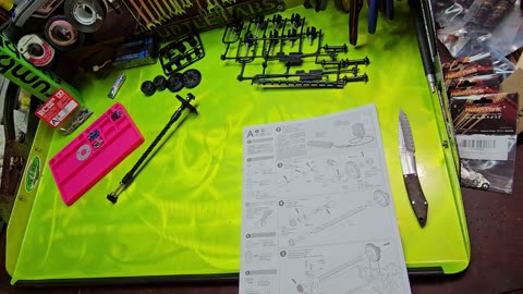 Tamiya TT-02 Alfa Romeo 155 Martini RC Touring Car Build Ep05