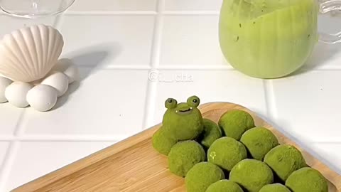 Matcha mochi bites 🤤