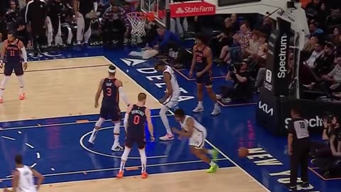 Thomas to Claxton! Nets Alley-Oop vs. Knicks