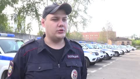 В Ярославле сотрудники ППС вывели на улицу мужчину, дом которого загорелся от соседнего здания
