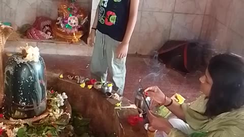 Puja shiv mandir my child