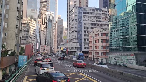 灣仔堅拿道天橋上 on canal road flyover wanchai