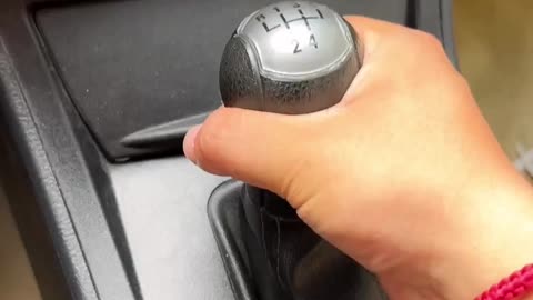 After watching this video, you will also drive a manual transmission car#cars #carknowledge #carguy