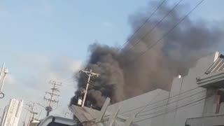 Incendio en almacén de Puerto Duro