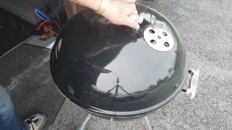 Turn Your Weber Kettle into a Pellet Cooker for $200