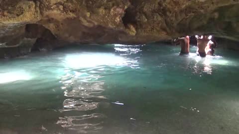 Wai'anae, HI — Mermaid Cave