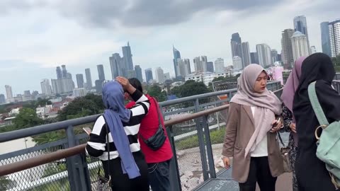 Walk Tours Senayan Park Jakarta Indonesia