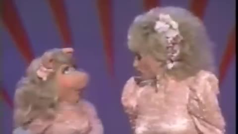 ***Dolly Parton Miss Piggy - Hog For Your Love HOLD EM!!!!***