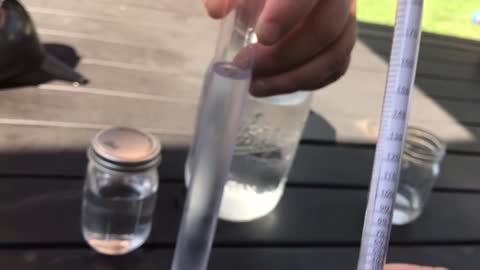 Proofing Moonshine, how to use a hydrometer