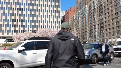 Press speak their mind to undercover James O’Keefe at Trump arraignment in NYC. #OMG